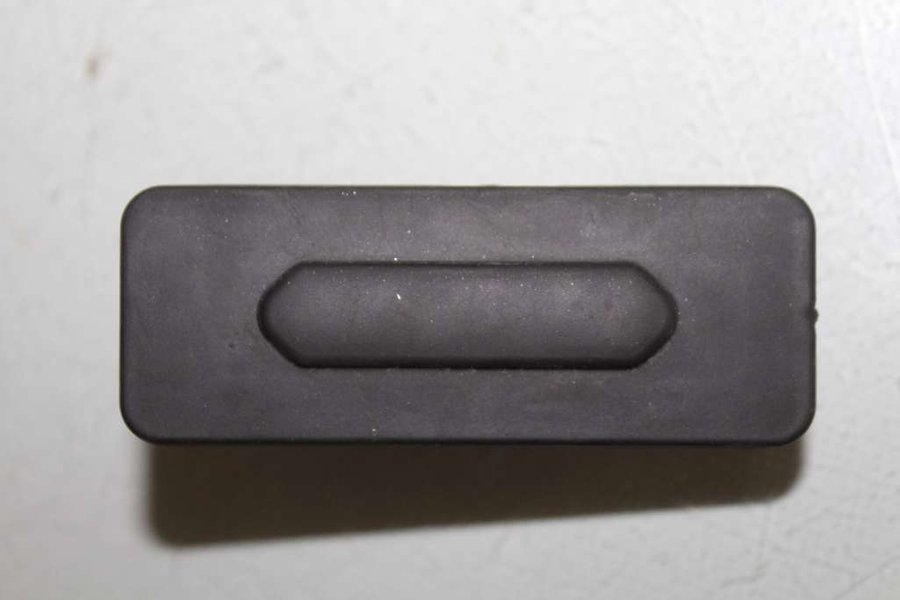 Bagaj Kapak Dış Açma Butonu Megane Iv