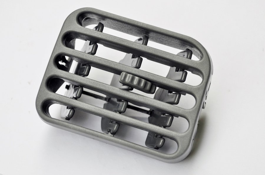 HAVALANDIRMA IZGARASI GRİ SAĞ CLIO 2 (2004-2009)