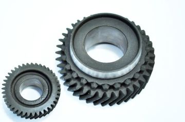 5.VİTES DİŞLİSİ R9-11 (39 DİŞ)