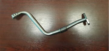TURBO SARJ GERİ DÖNÜŞ HORTUMU TRANSİT V348-V363 2.2-2.4D 11=> (ARKA ÇEKER)