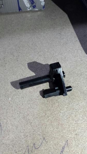 DIŞ KAPI KOLU SPORT MANDALI ÖN SAĞ MASTER III