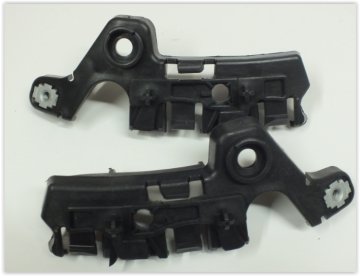 ÖN TAMPON PLASTİK AYAĞI R/L TAKIM MGN III