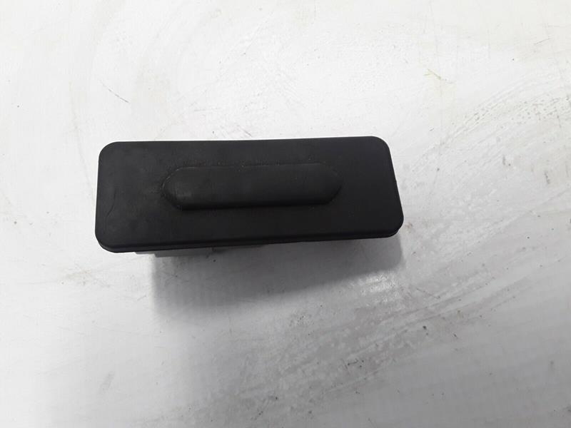 BAGAJ AÇMA BUTONU MEGANE 4-CLIO 2-SANDERO-TALISMAN