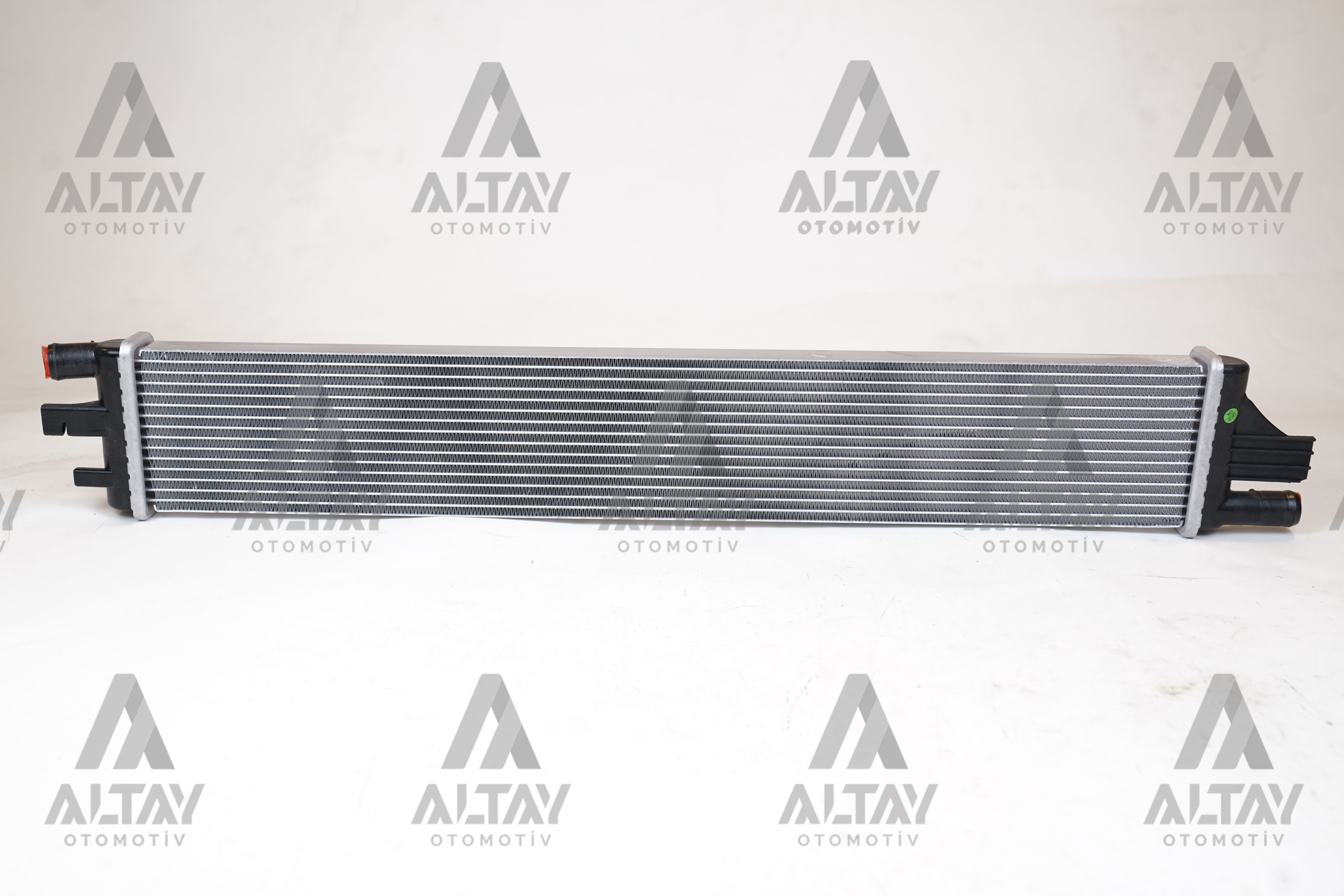 TURBO RADYATÖRÜ (INTERCOOLER) MASTER III / MOVANO B / NV400 09=> 2.3 CDTI