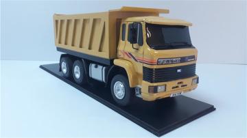 MAKET BOY:38-YÜKSEKLİK:17 CM (1:18 ÖLÇÜ) FATİH KAMYON (DAMPERLİ)