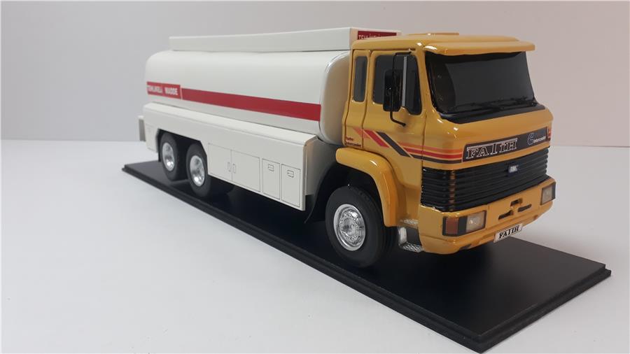 MAKET BOY:49-YÜKSEKLİK:16 CM (1:18 ÖLÇÜ) FATİH KAMYON (TANKER)