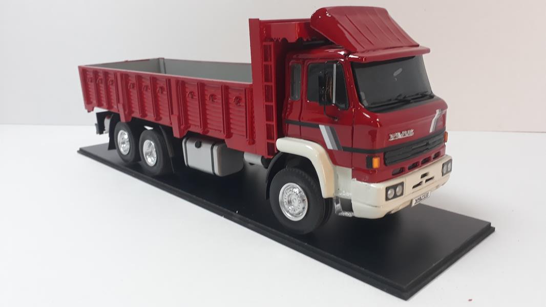 Maket Boy:49-Yükseklik:17 Cm (1:18 Ölçü) Bmc Yavuz (Kasalı Kamyon)