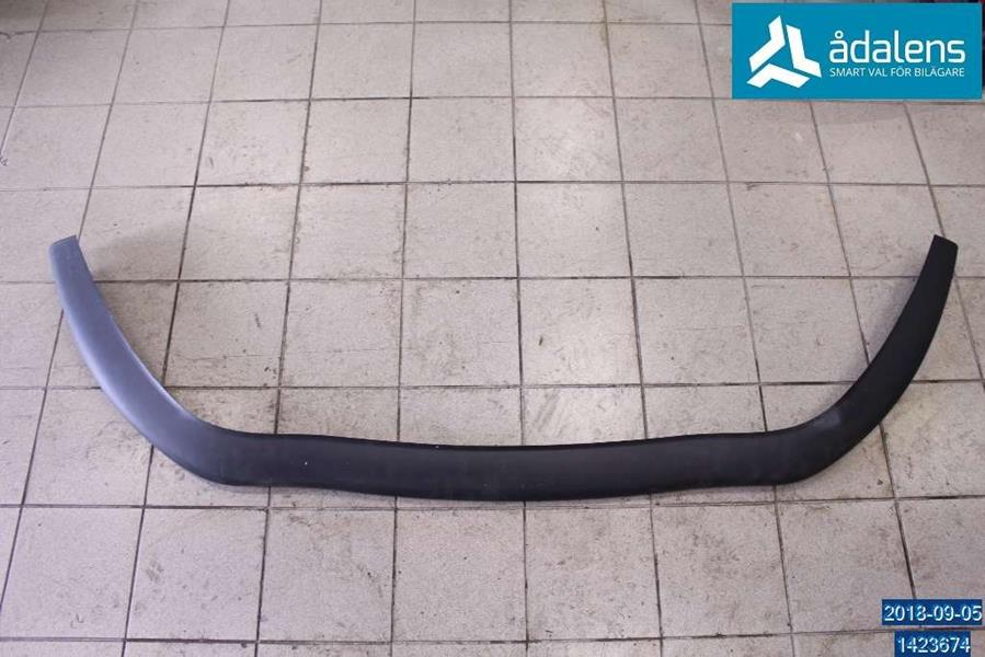 (x) ÖN TAMPON SPOYLER PARLAK SİYAH MEGANE III