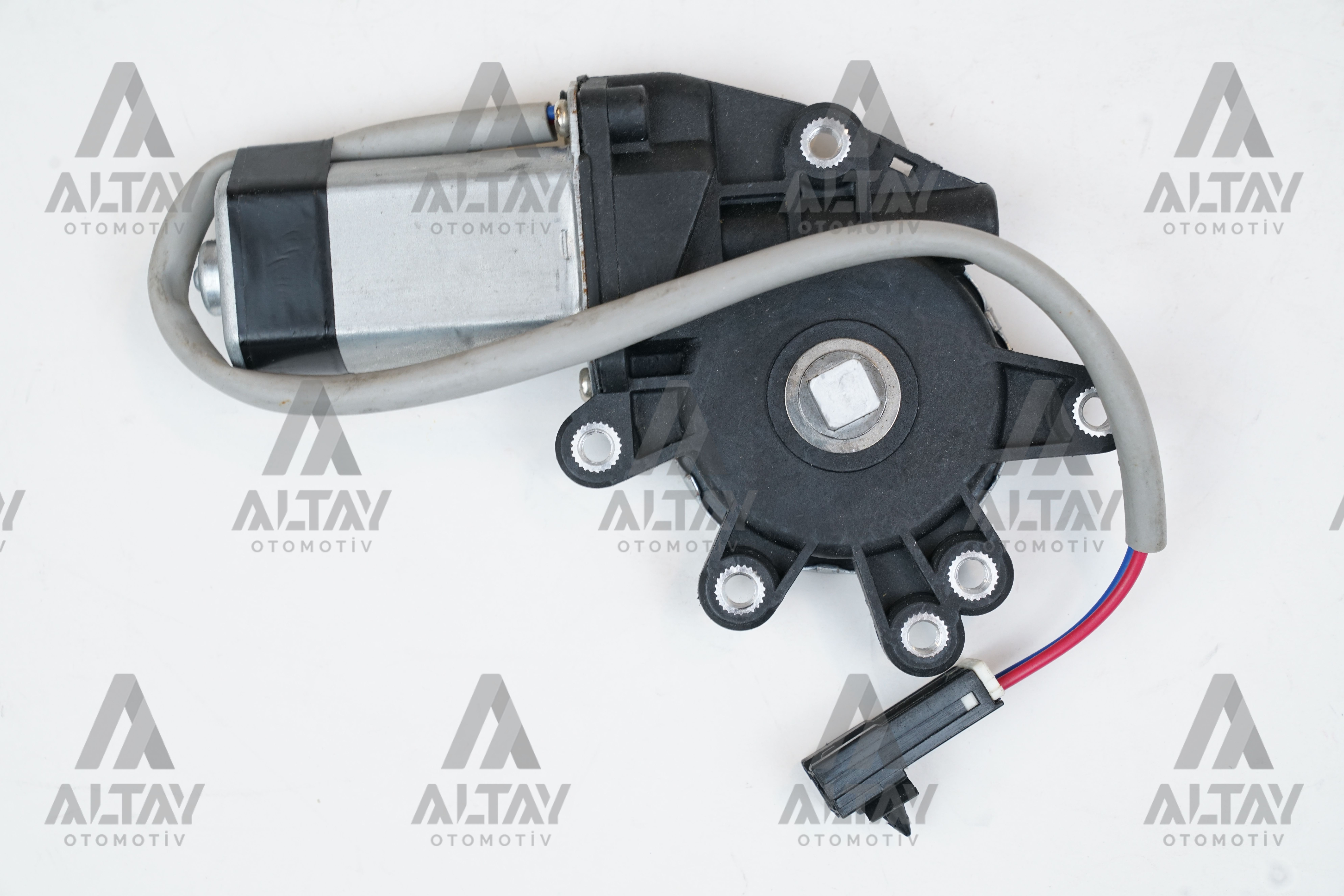 MOTOR CAM KALDIRMA PICKUP 02-05 ARKA SAĞ